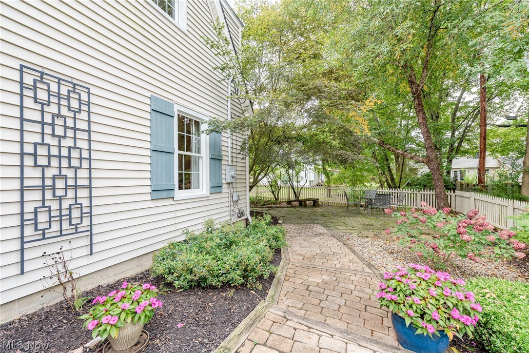 Chagrin Acres - Residential