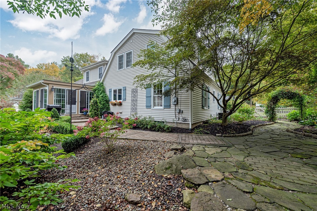 Chagrin Acres - Residential