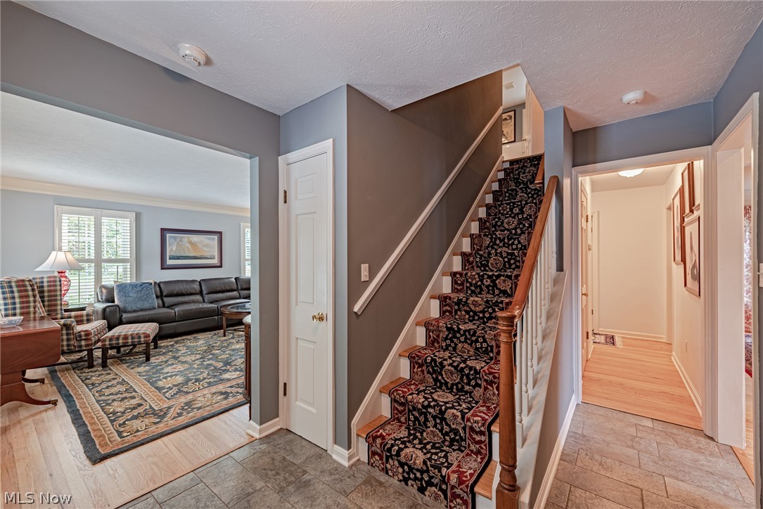 Chagrin Acres - Residential