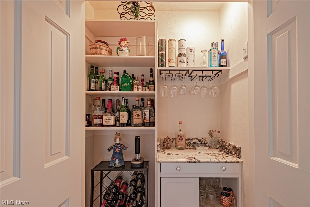 Chagrin Acres - Residential