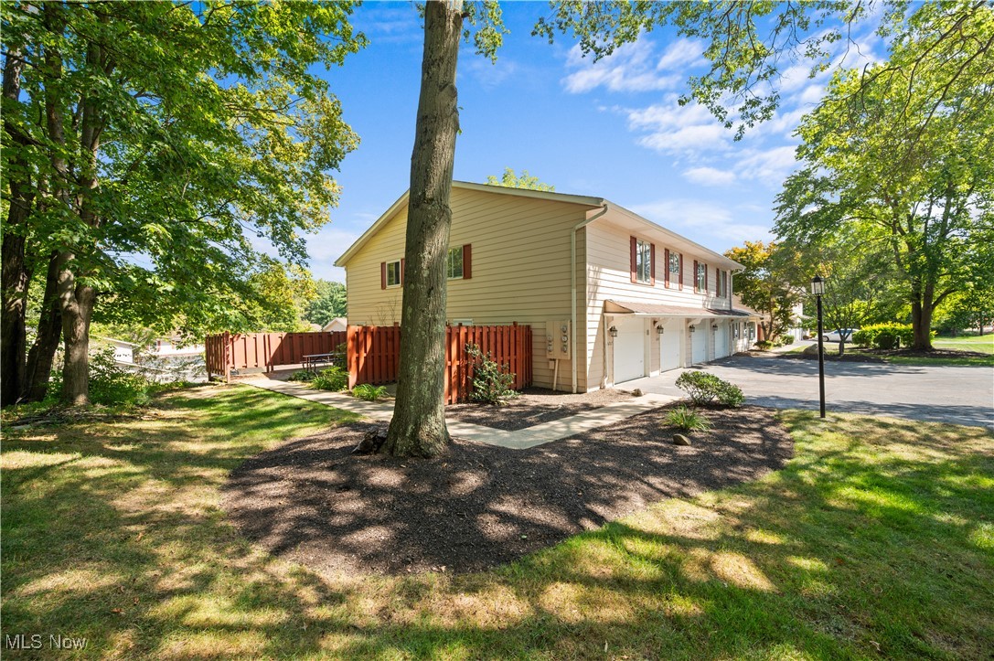 Fox Rest Condo - Residential