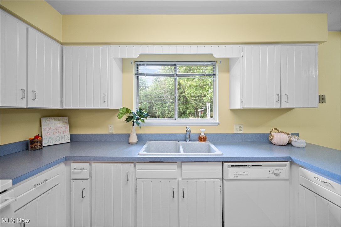 Fox Rest Condo - Residential
