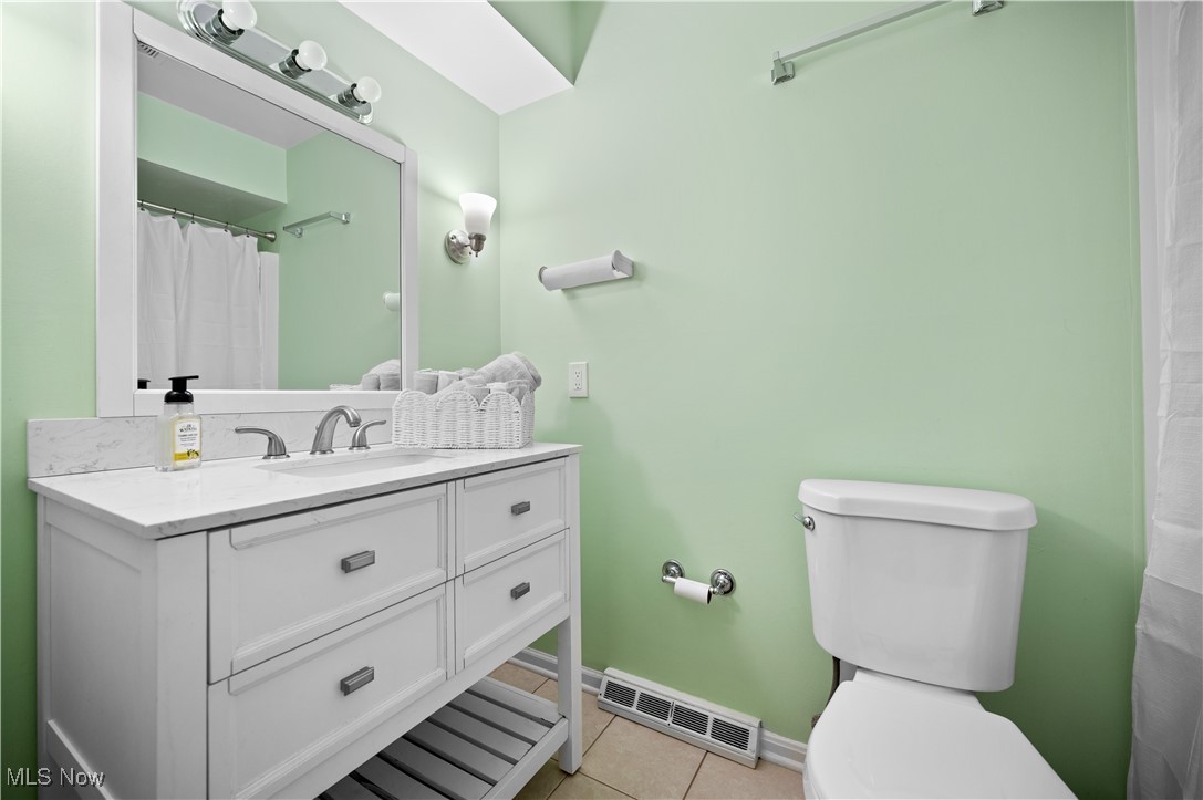 Fox Rest Condo - Residential