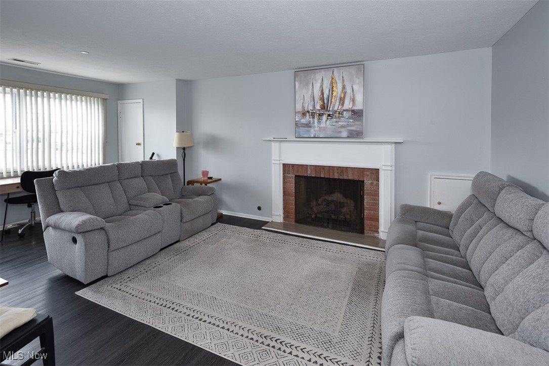 2885 Pease Drive #220, Rocky River, Ohio image 4