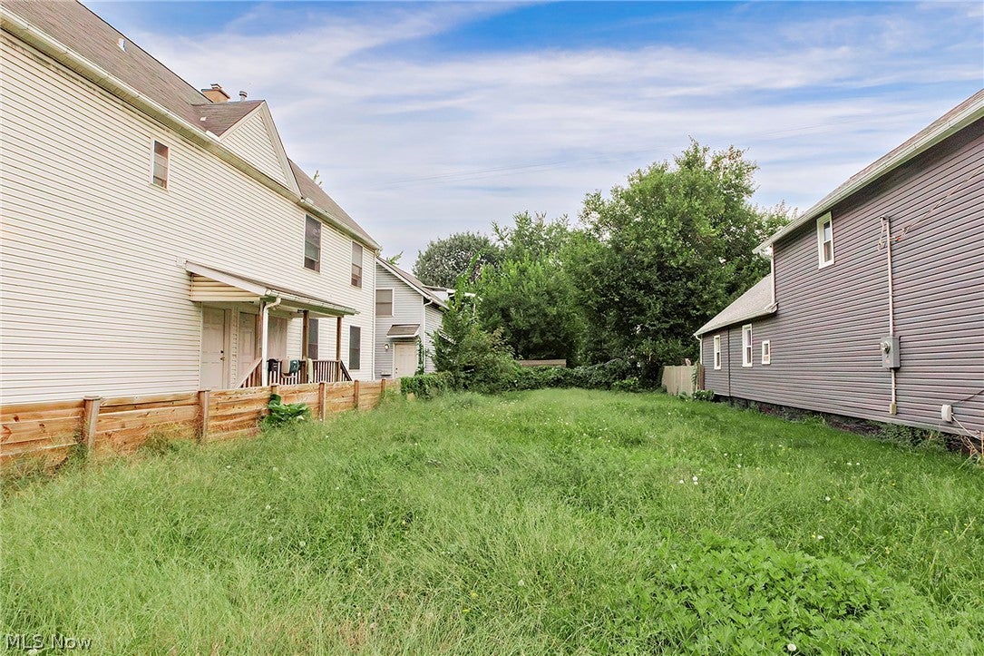 2345 W 7th Street