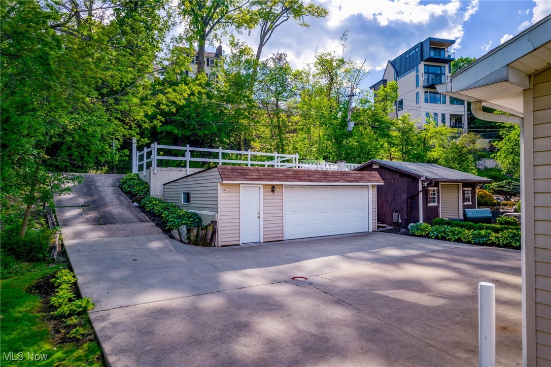 255 Yacht Club Drive, Rocky River, Ohio image 5