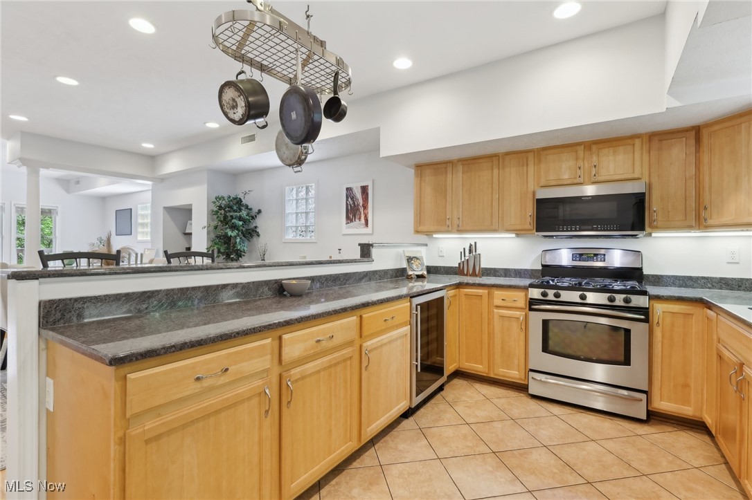 2444 W 7th Street, Cleveland, Ohio image 13