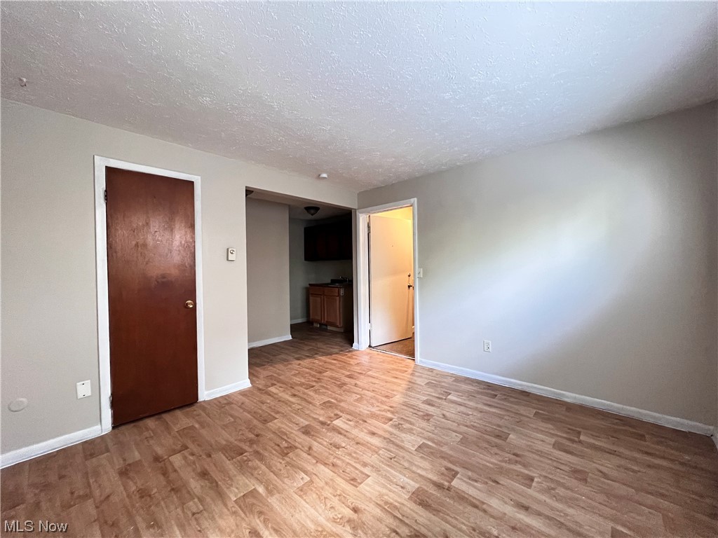 Canton - Commercial Sale