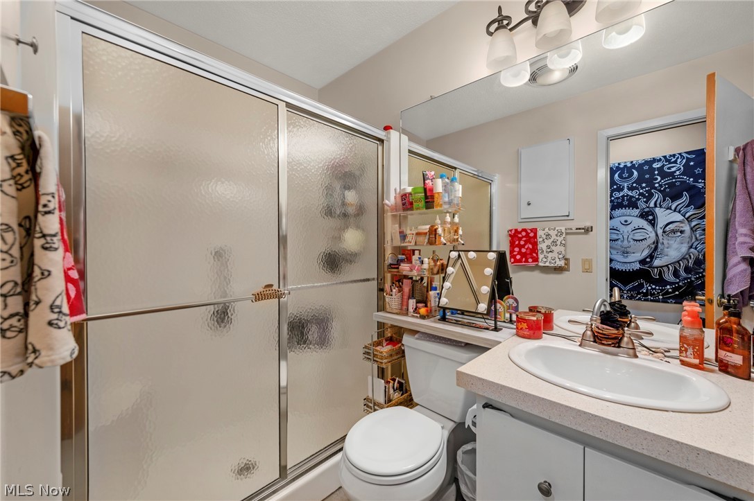 Mills Crk West Condo - Residential