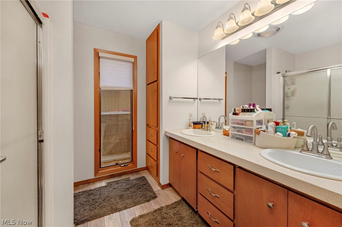 Mills Crk West Condo - Residential