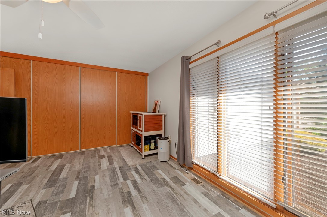 Mills Crk West Condo - Residential