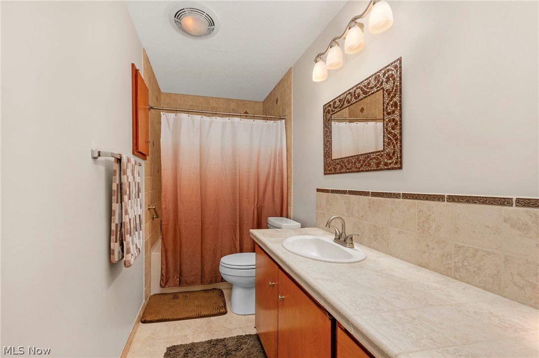 Mills Crk West Condo - Residential