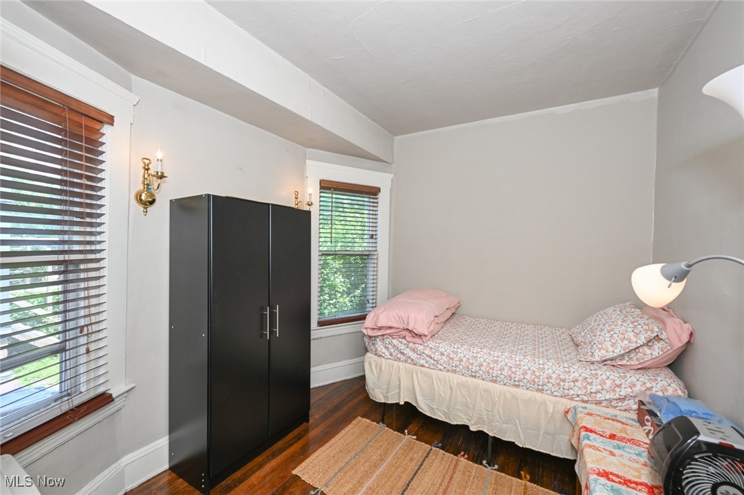 Henry Beach - Residential Income