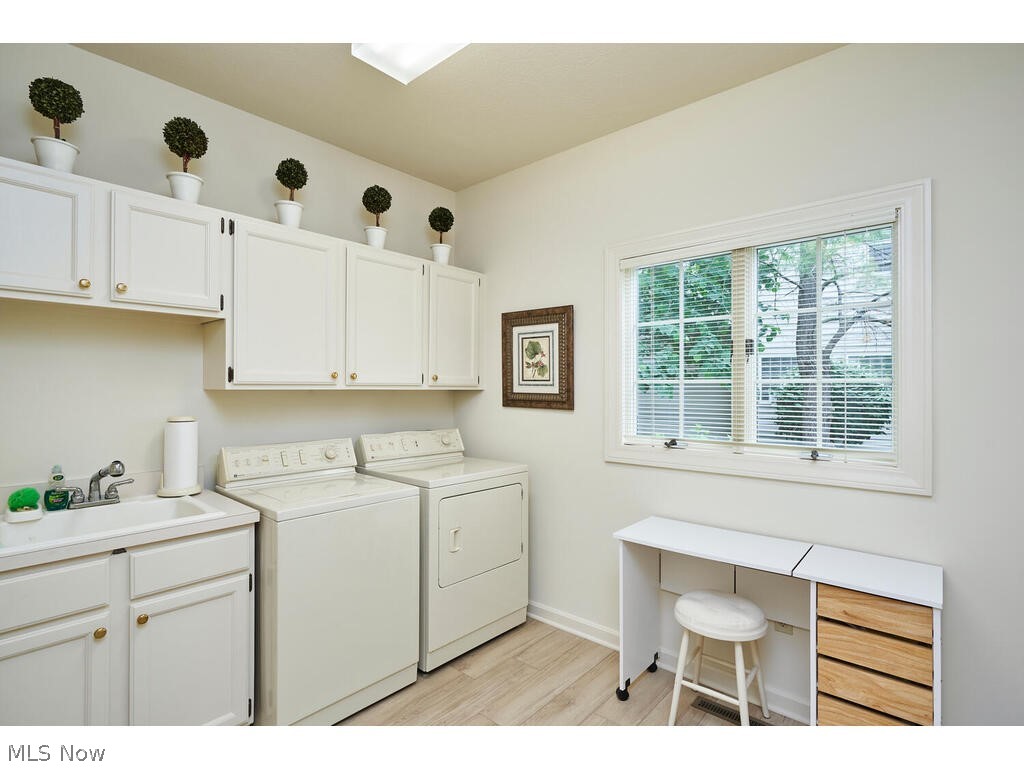 Village Crystal Lakes Condo - Residential