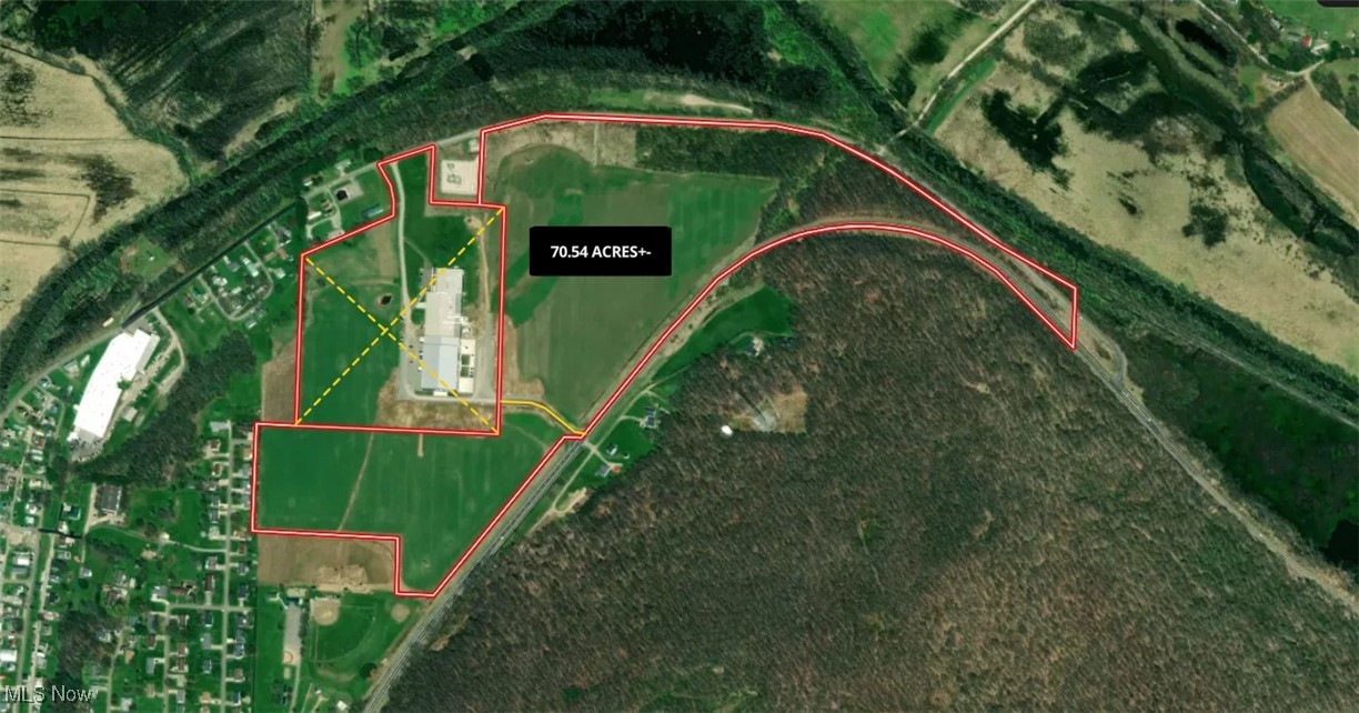 3200 Concorde Drive, Killbuck, Ohio image 2