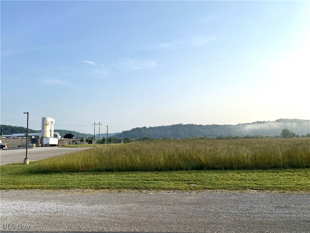 3200 Concorde Drive, Killbuck, Ohio image 3