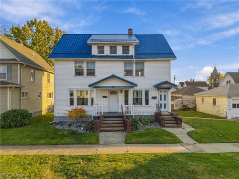Photo of 414 Independence Street, Fairport Harbor, OH 44077 (MLS # 5256681)