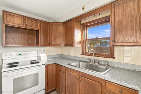 Tiny photo for 414 Independence Street, Fairport Harbor, OH 44077 (MLS # 5256681)