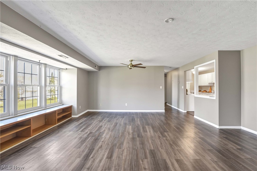 Raintree Condo - Residential