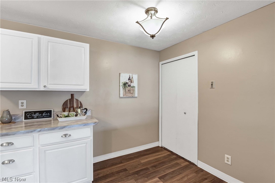 Raintree Condo - Residential