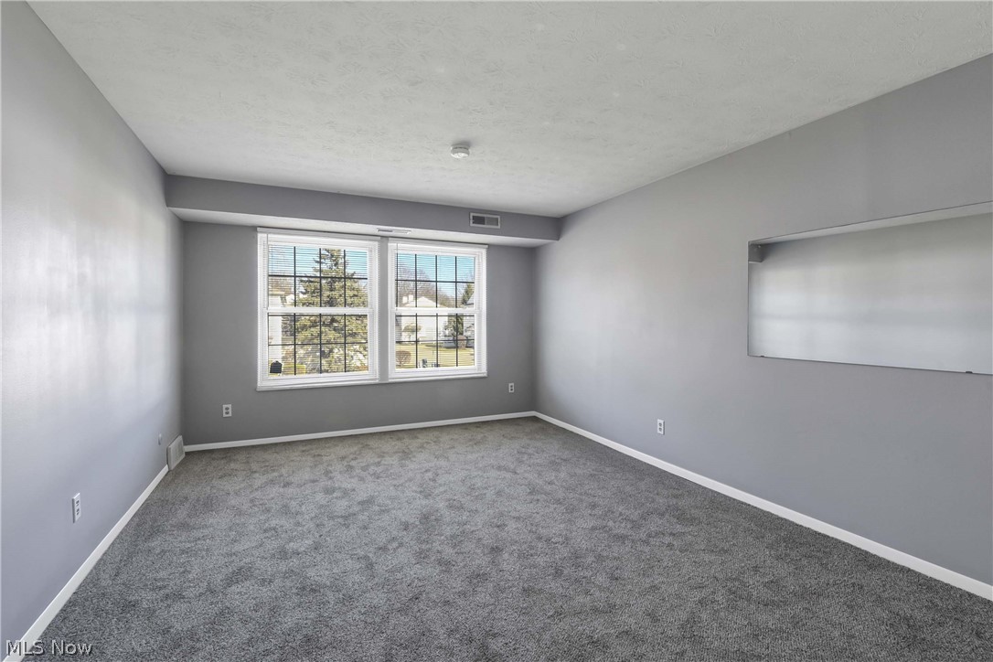 Raintree Condo - Residential