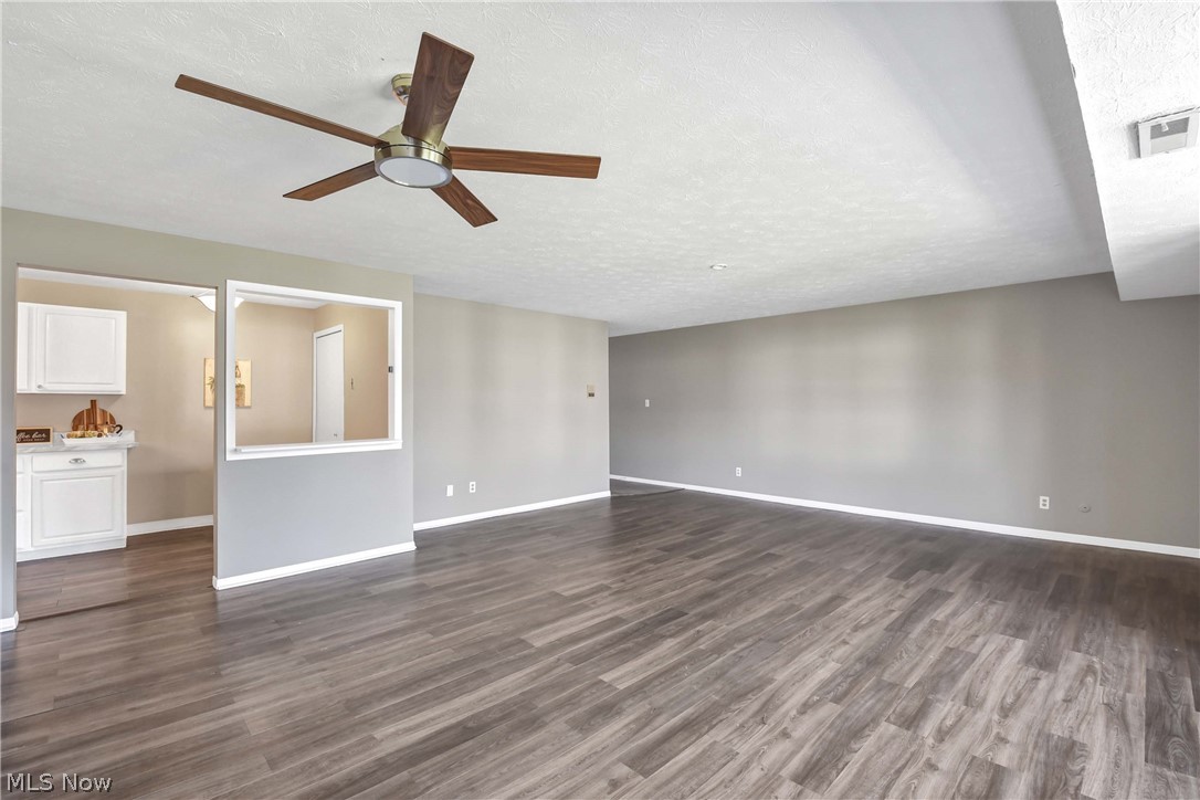 Raintree Condo - Residential