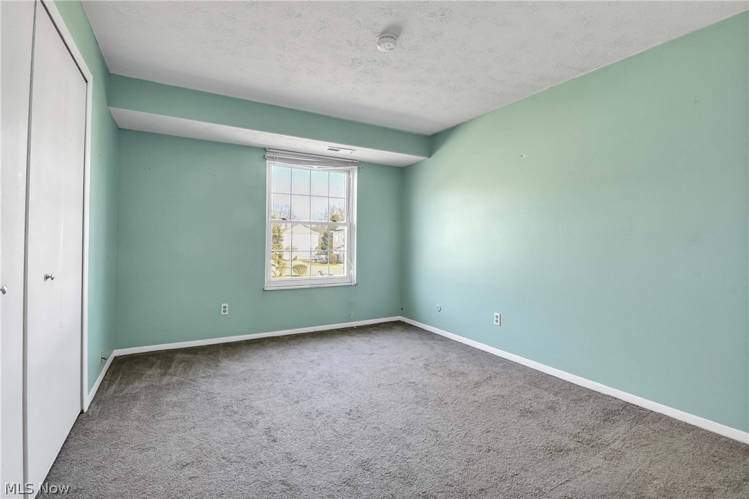 Raintree Condo - Residential