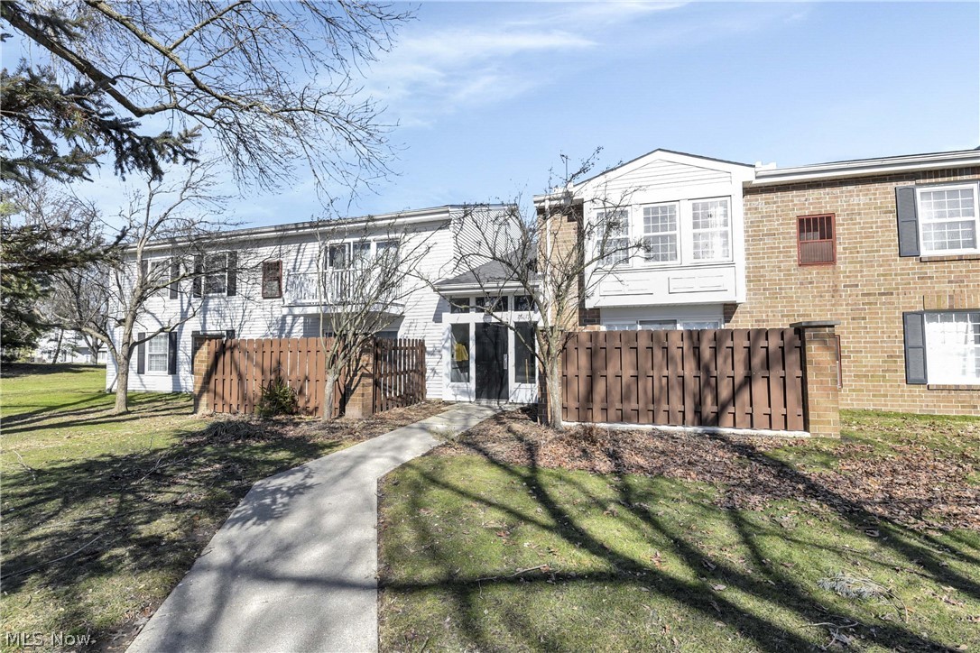 Raintree Condo - Residential