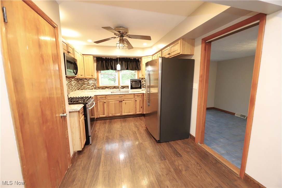 1139 Stearns Street, Brunswick, Ohio image 3