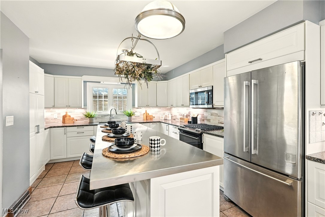 Mennes #1 - Residential