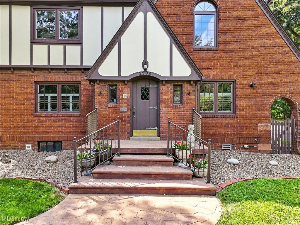 Photo of 2208 Cleveland Road, Wooster, OH 44691 (MLS # 5180160)