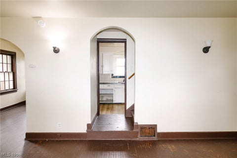 Tiny photo for 472 W 6th Street, Mansfield, OH 44903 (MLS # 5239128)