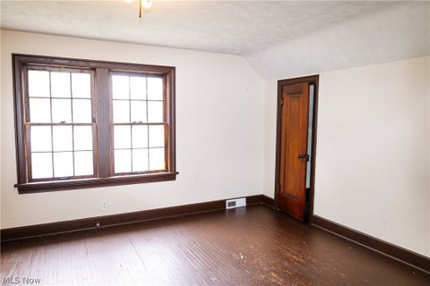 Tiny photo for 472 W 6th Street, Mansfield, OH 44903 (MLS # 5239128)