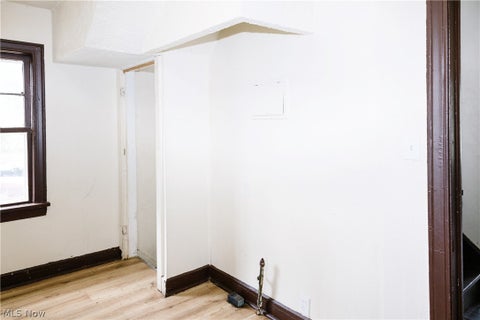 Tiny photo for 472 W 6th Street, Mansfield, OH 44903 (MLS # 5239128)