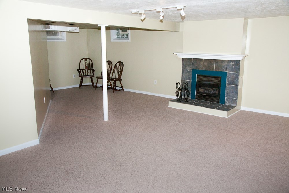 Lakeview Estate - Residential