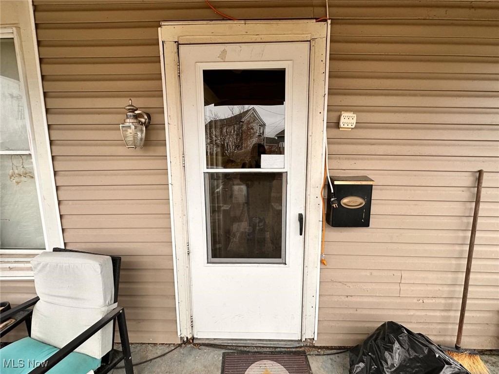 609 Broadway Street, Martins Ferry, Ohio image 4