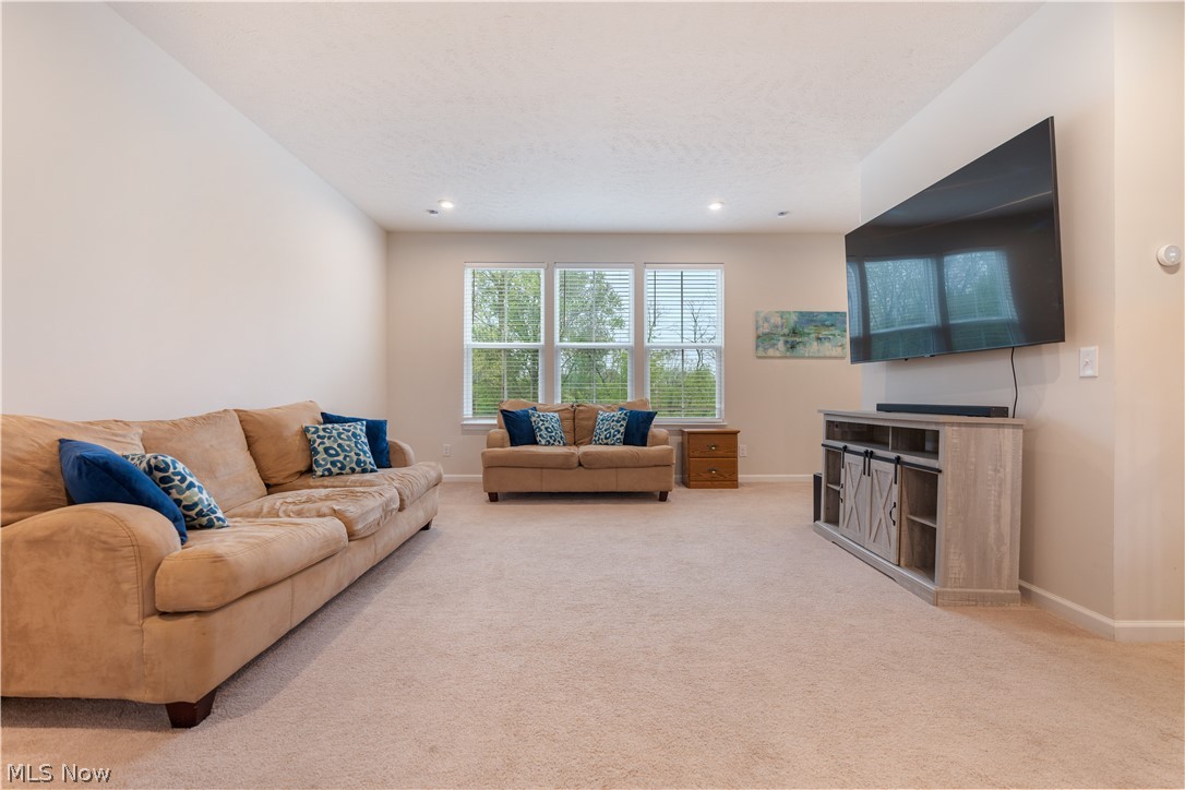 In/Twnhms/Stonebridge Ph 1 As - Residential