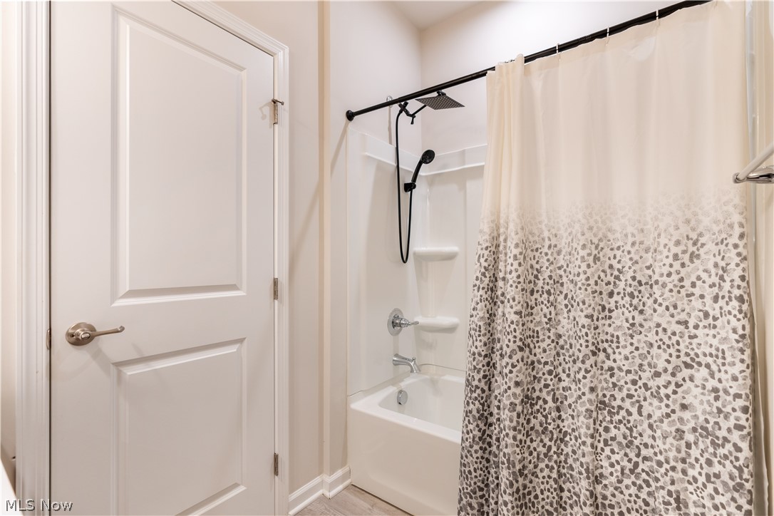 In/Twnhms/Stonebridge Ph 1 As - Residential