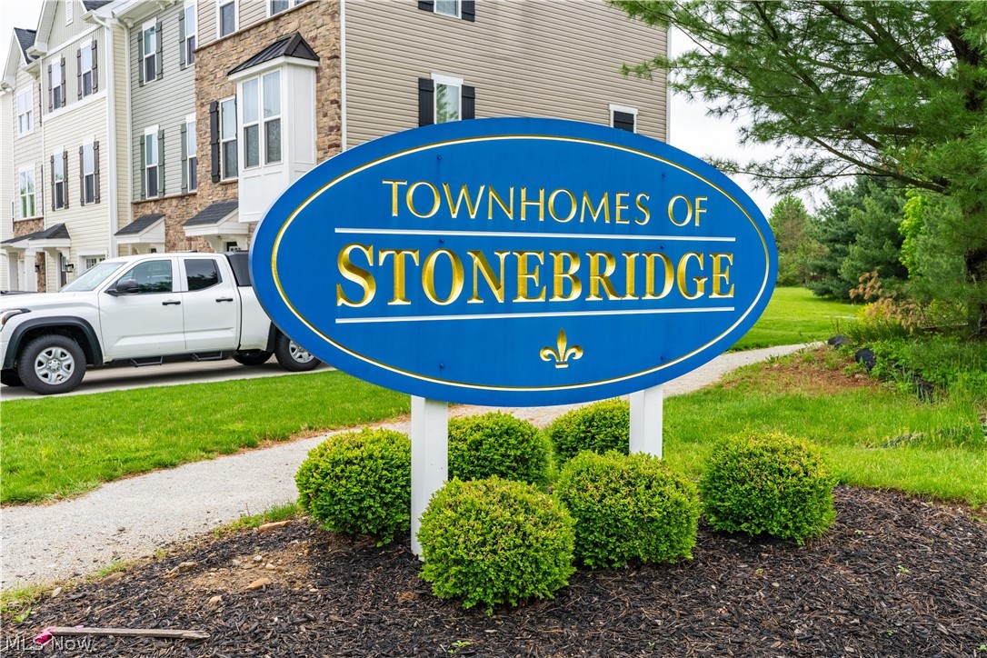 In/Twnhms/Stonebridge Ph 1 As - Residential