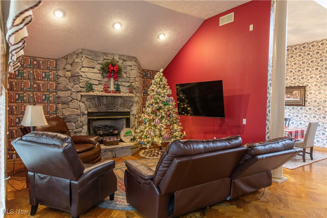 102 Hunters Ridge Road, Wheeling, West Virginia image 7