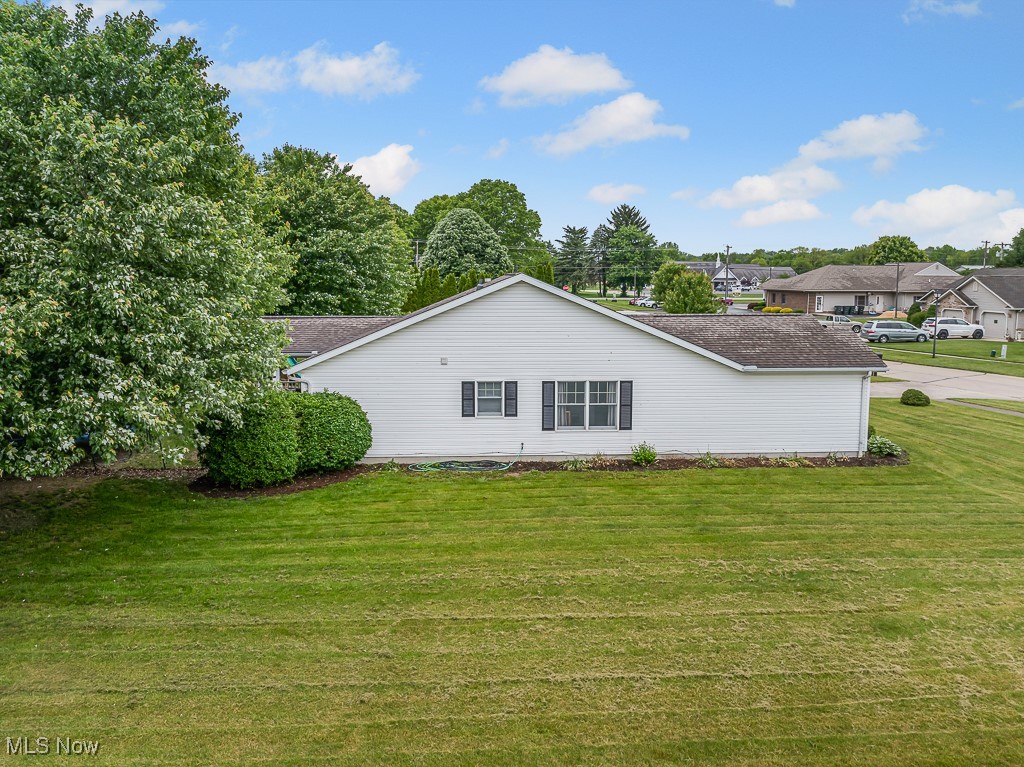 110 Parkside Drive, Creston, Ohio image 39