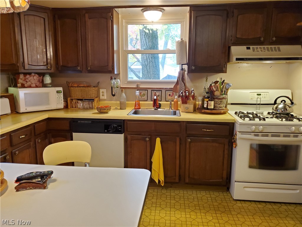 Mayfield On Belvoir Blvd - Residential