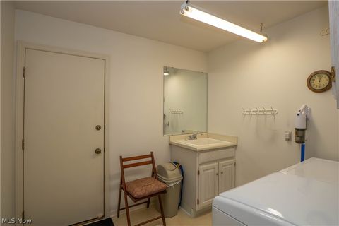 Tiny photo for 101 N Circle Drive, Canton, OH 44709 (MLS # 5189717)