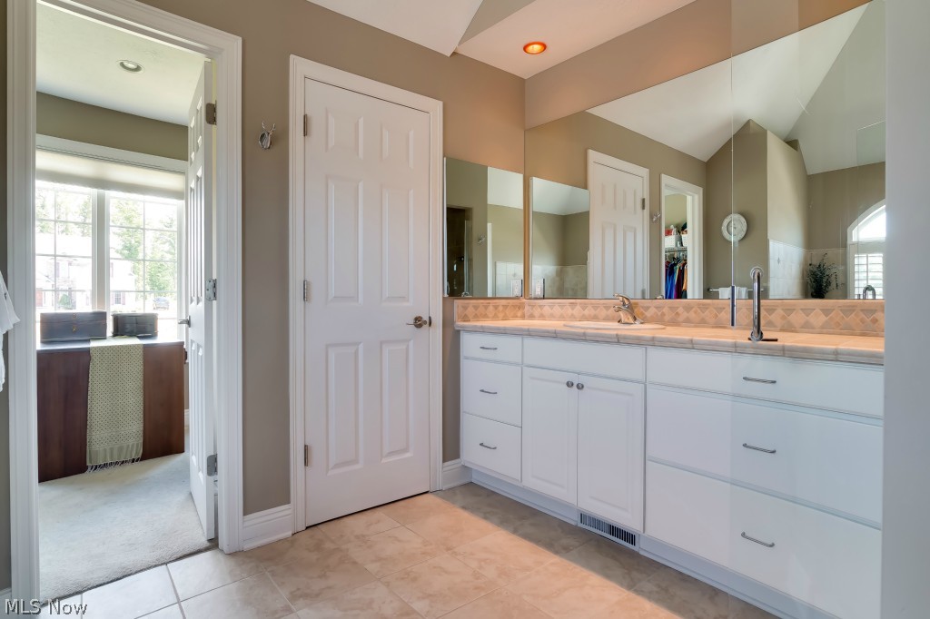 Lake Forest Estates Sub Ph 3 - Residential