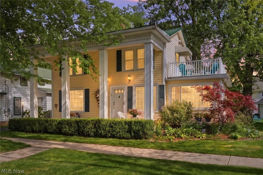 Photo of 127 E Main Street, New London, OH 44851 (MLS # 5207592)