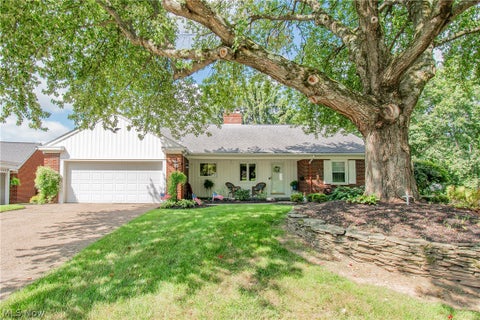 Homes For Sale - 1639 Coventry Road<br/> Massillon, OH 44646