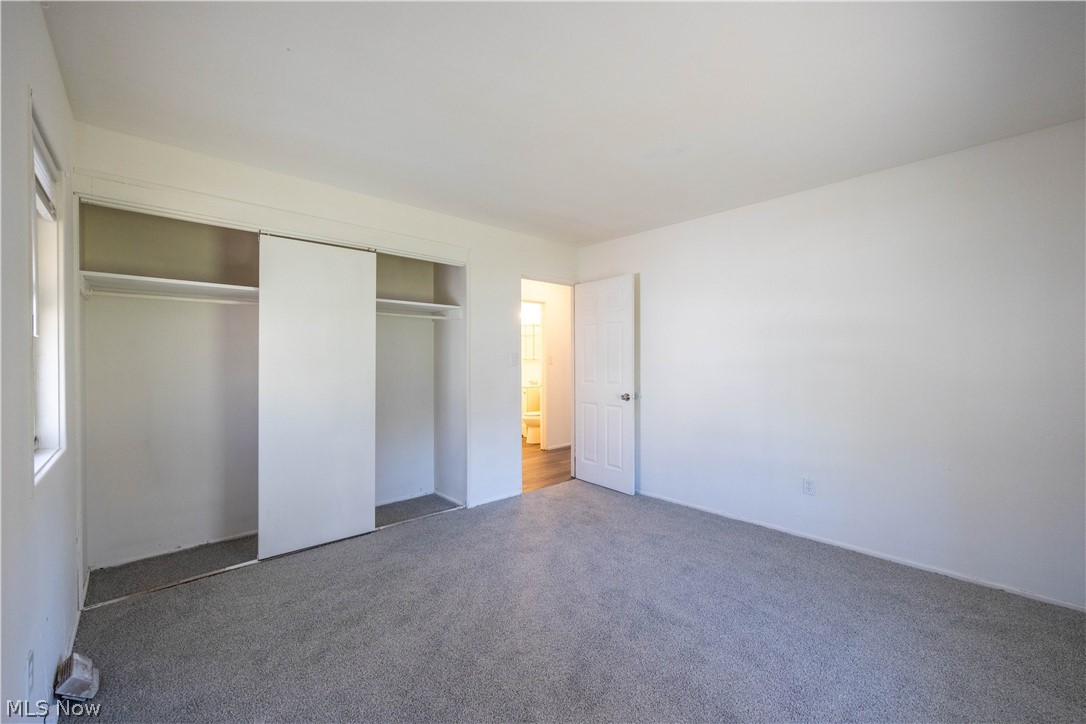 Robert Dvoraks Brentwood Village - Residential