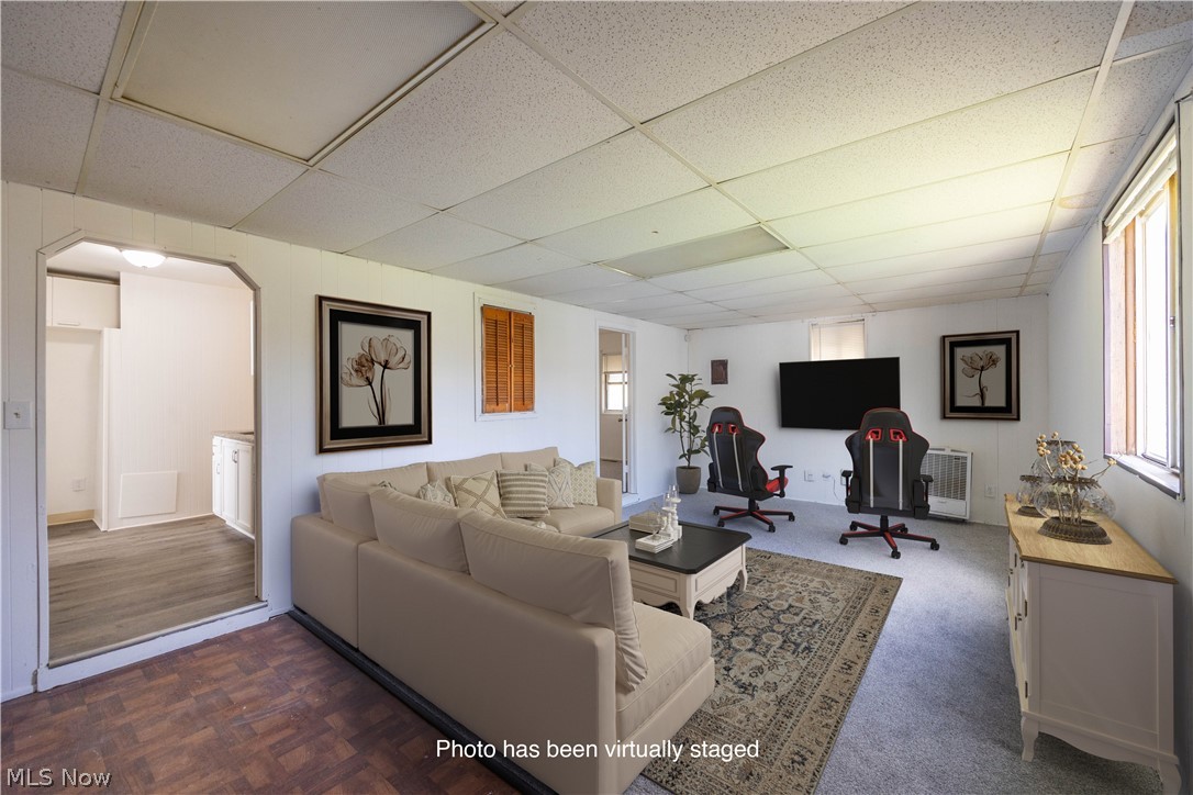 Robert Dvoraks Brentwood Village - Residential