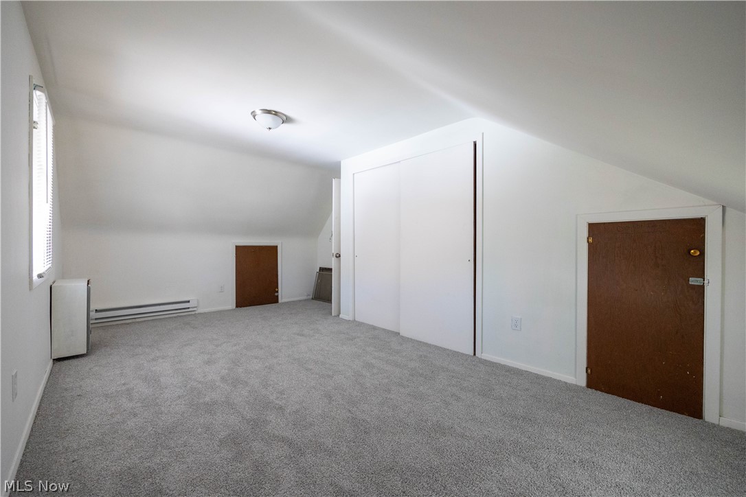 Robert Dvoraks Brentwood Village - Residential