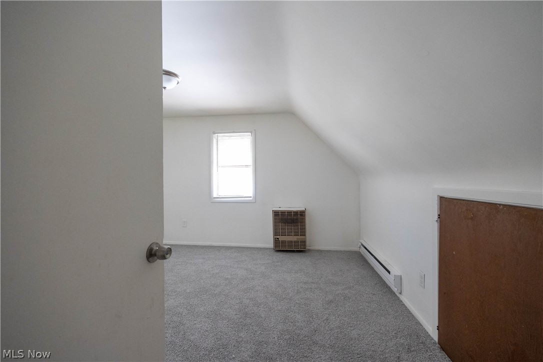 Robert Dvoraks Brentwood Village - Residential